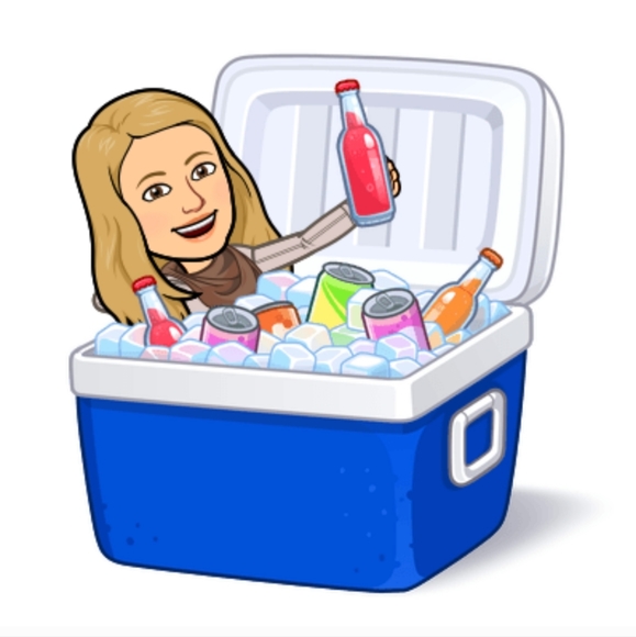 COPY - Meet your Posher, Deanne - Picture 2 of 2